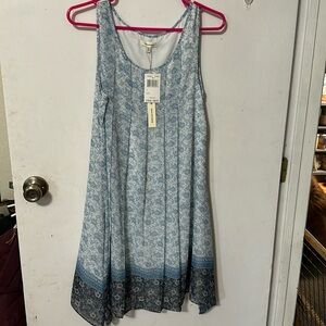 Max studio dress